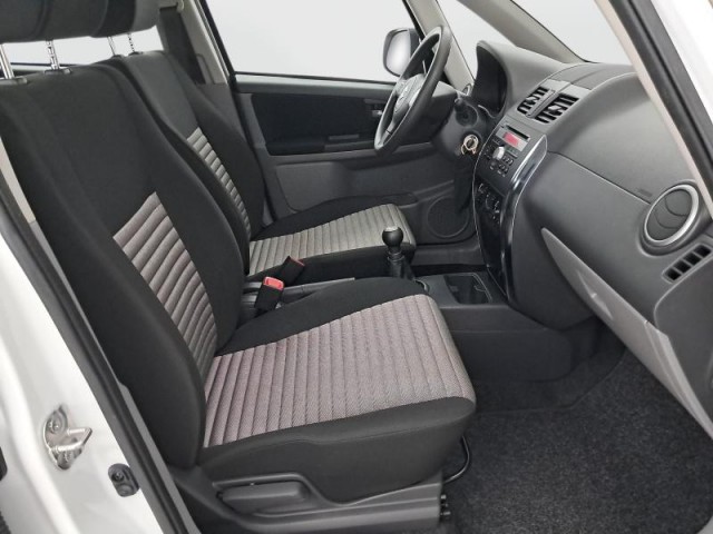 Suzuki SX4  1.6 VVT 
