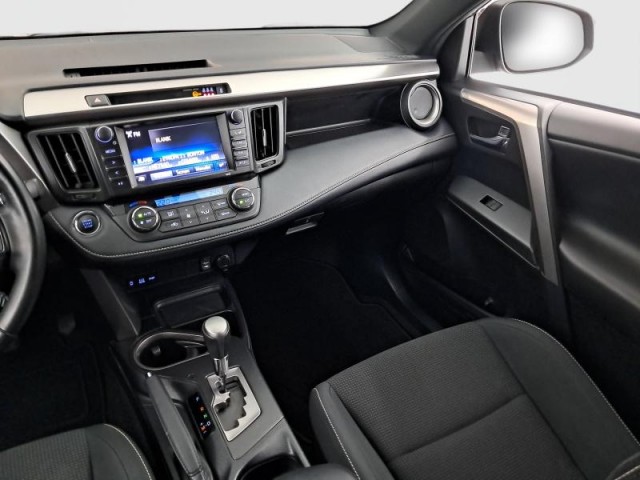 Toyota RAV 4  2.0 VVT-i 