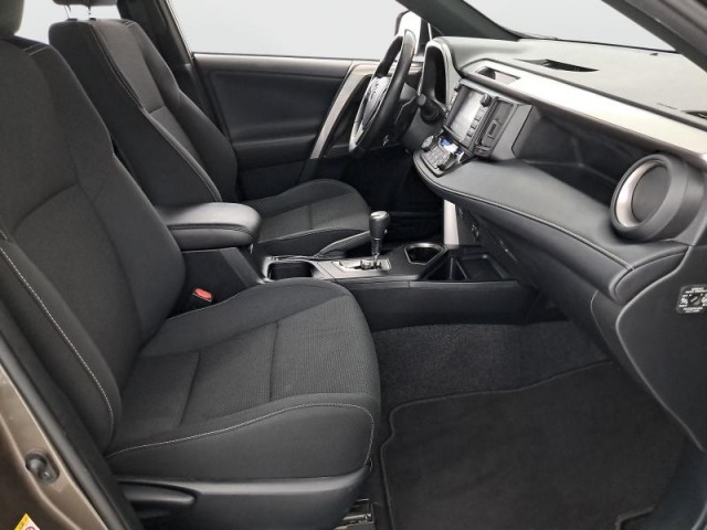 Toyota RAV 4  2.0 VVT-i 