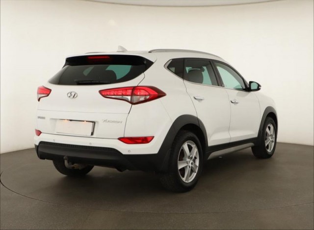 Hyundai Tucson  1.7 CRDi 