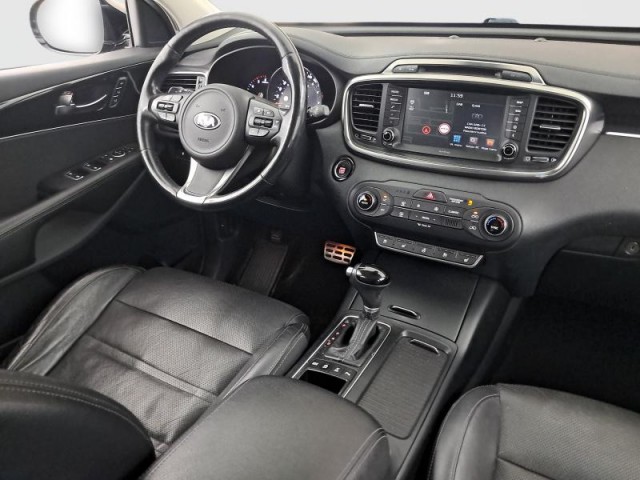 Kia Sorento  2.2 CRDi 