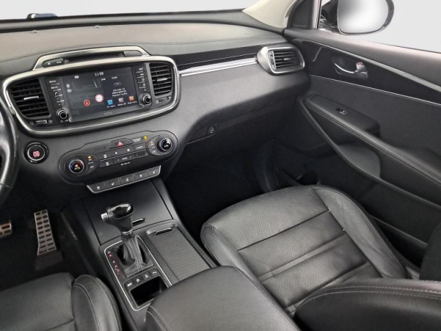 Kia Sorento  2.2 CRDi 