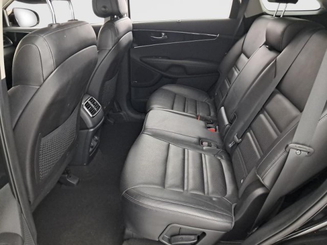 Kia Sorento  2.2 CRDi 