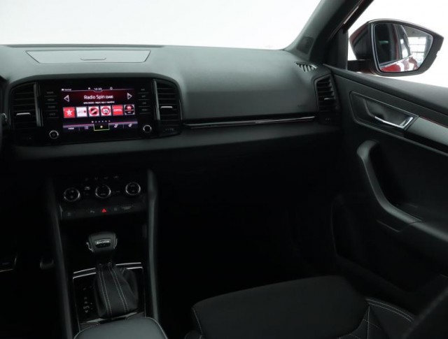 Škoda Karoq  1.5 TSI Sportline