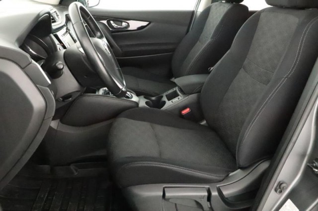 Nissan Qashqai  1.2 DIG-T 