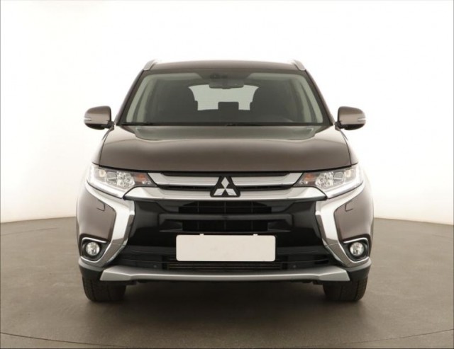 Mitsubishi Outlander  2.2 DI-D 