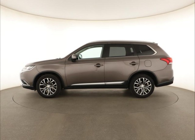 Mitsubishi Outlander  2.2 DI-D 