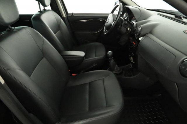Dacia Duster  1.6 16V 