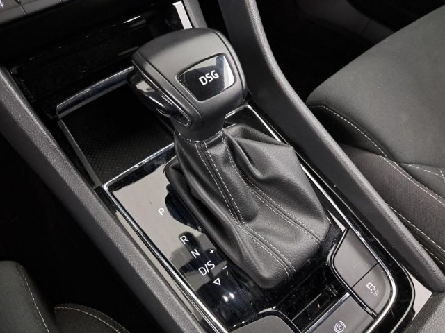Škoda Karoq  1.5 TSI Sportline