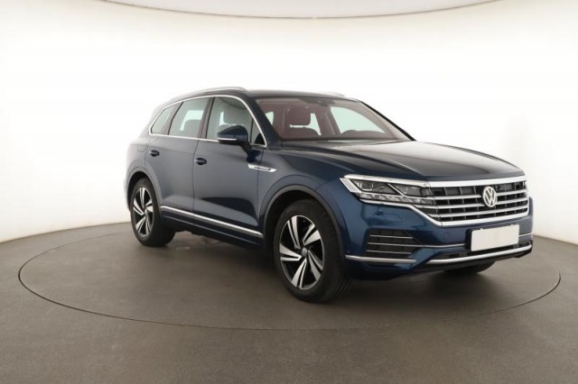 Volkswagen Touareg  3.0 TDI 