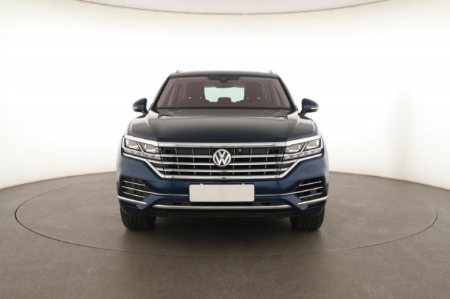 Volkswagen Touareg  3.0 TDI 