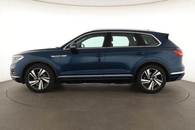 Volkswagen Touareg  3.0 TDI 