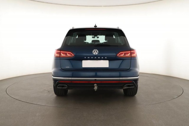 Volkswagen Touareg  3.0 TDI 