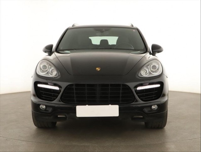Porsche Cayenne  Turbo 