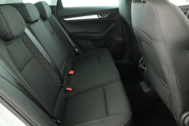 Škoda Karoq  1.0 TSI Ambition