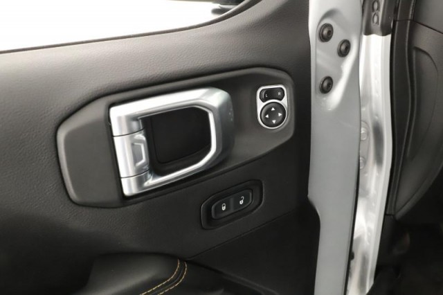 Jeep Wrangler  2.0 eTorque 