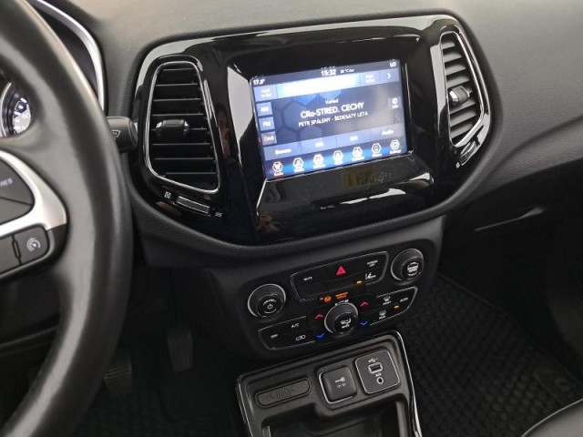Jeep Compass  1.3 T-GDI 