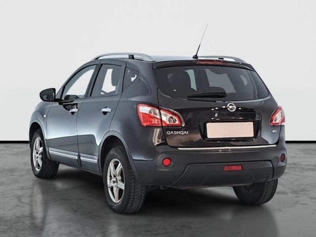 Nissan Qashqai  2.0 dCi 
