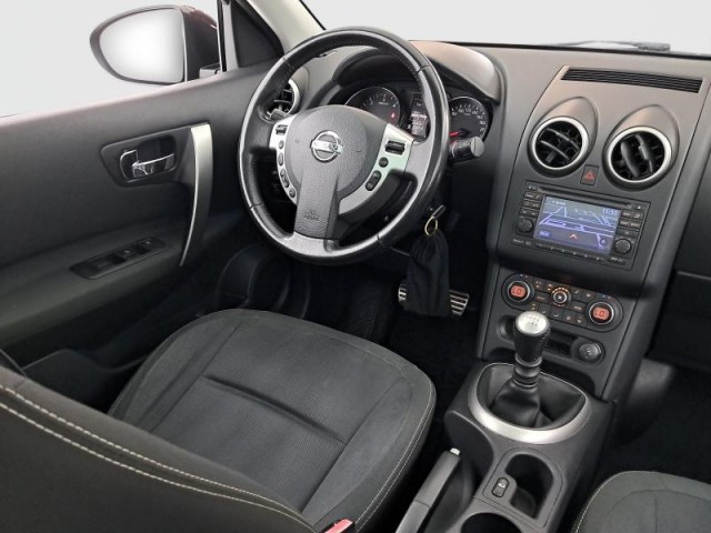 Nissan Qashqai  2.0 dCi 