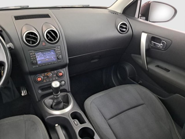 Nissan Qashqai  2.0 dCi 