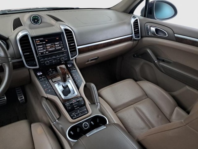 Porsche Cayenne  S 