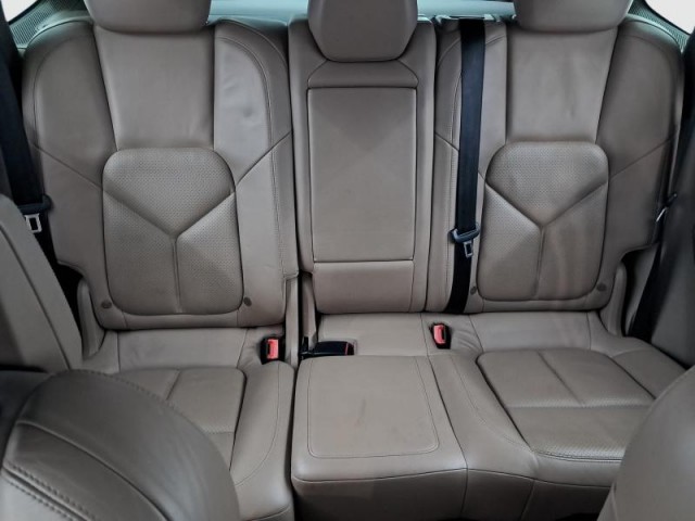 Porsche Cayenne  S 