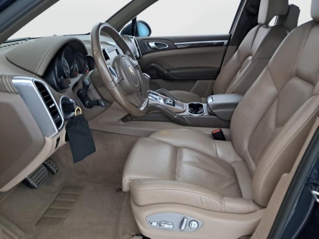 Porsche Cayenne  S 