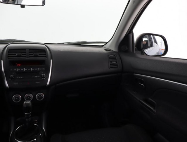 Mitsubishi ASX  1.8 DI-D MIVEC 