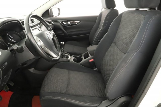 Nissan Qashqai  1.2 DIG-T 