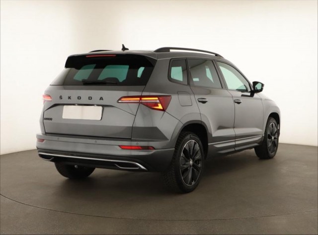 Škoda Karoq  1.5 TSI Sportline