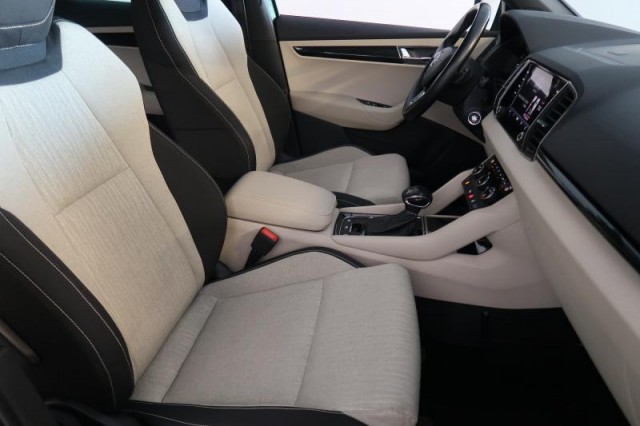 Škoda Karoq  1.5 TSI Style