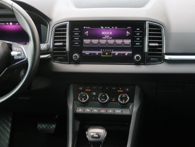 Škoda Karoq  1.5 TSI Style