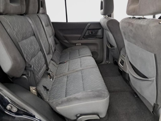 Mitsubishi Pajero  3.2 DI-D 