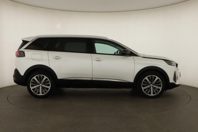 Peugeot 5008  1.5 BlueHDi 