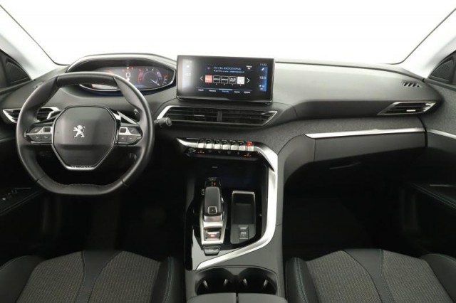 Peugeot 5008  1.5 BlueHDi 