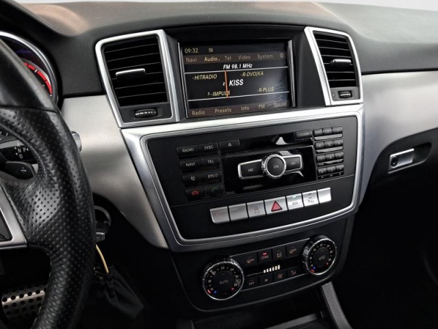 Mercedes-Benz ML  ML 350 BlueTEC 