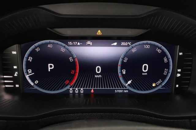 Škoda Karoq  1.5 TSI Sportline