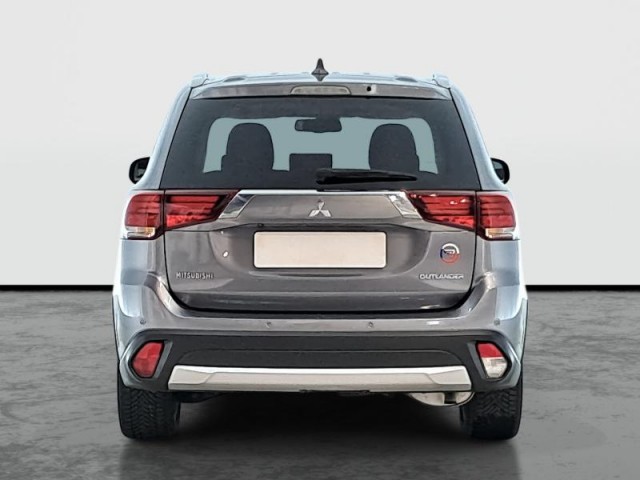 Mitsubishi Outlander  2.0 