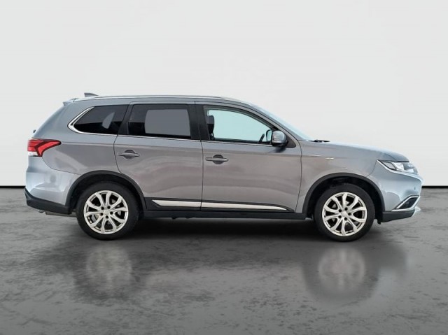 Mitsubishi Outlander  2.0 