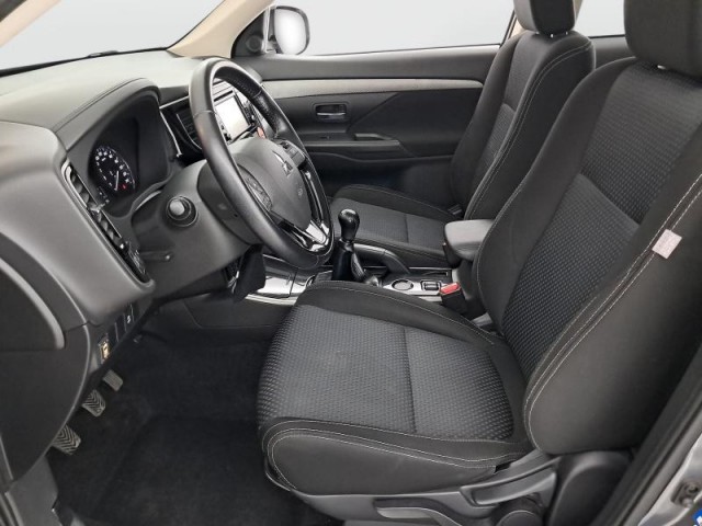 Mitsubishi Outlander  2.0 