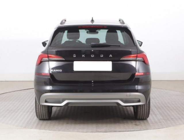 Škoda Kamiq  1.0 TSI Ambition