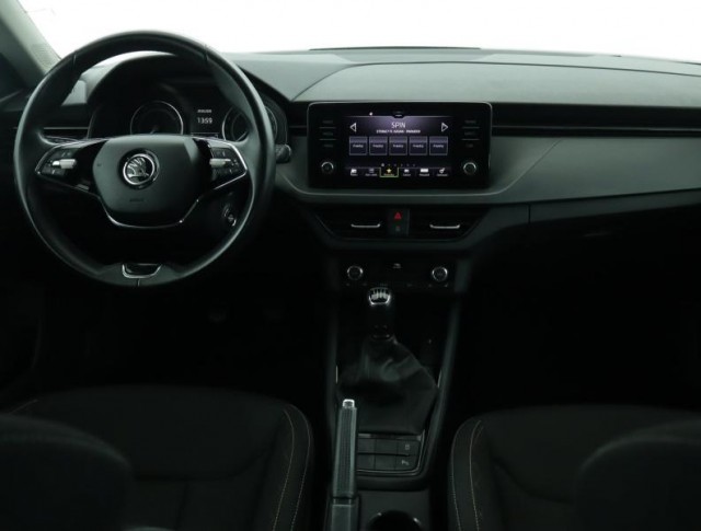 Škoda Kamiq  1.0 TSI Ambition