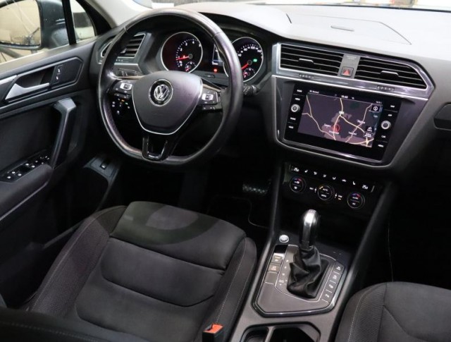 Volkswagen Tiguan  1.5 TSI R-Line