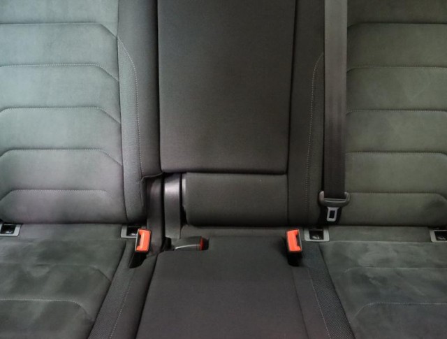 Volkswagen Tiguan  1.5 TSI R-Line