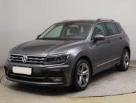 Volkswagen Tiguan  1.5 TSI R-Line