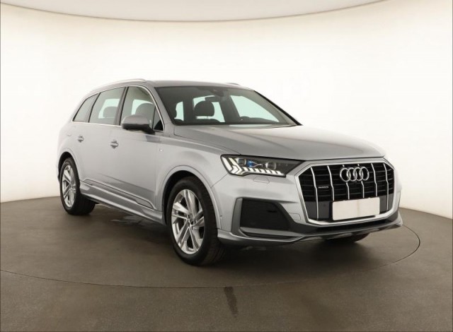 Audi Q7  45 TDI S-Line