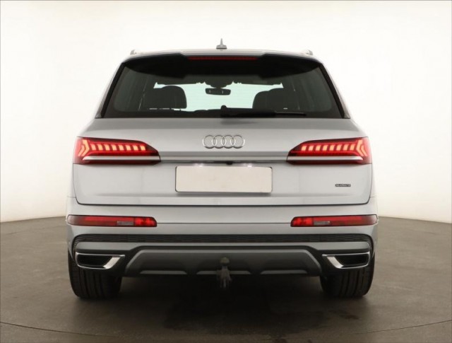 Audi Q7  45 TDI S-Line