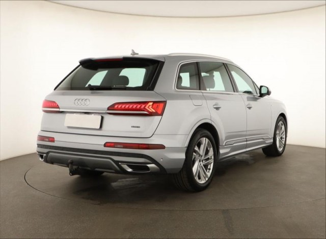 Audi Q7  45 TDI S-Line
