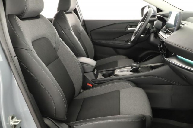 Nissan Qashqai  1.3 DIG-T MHEV N-Connecta