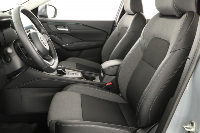 Nissan Qashqai  1.3 DIG-T MHEV N-Connecta